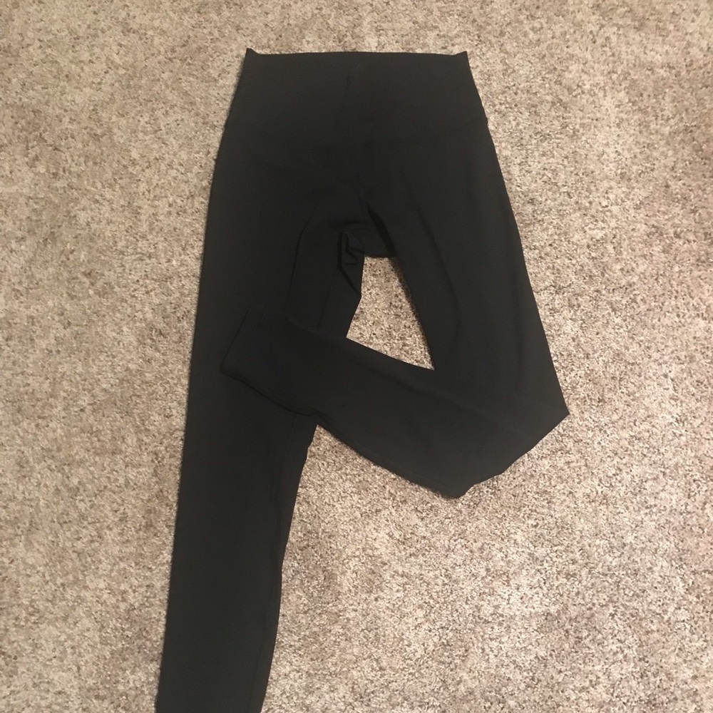 Lulu Lemon Wunder Under High Rise Tights.